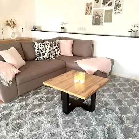 2-zimmer In Magdeburg, Neu & Gemuetlich *