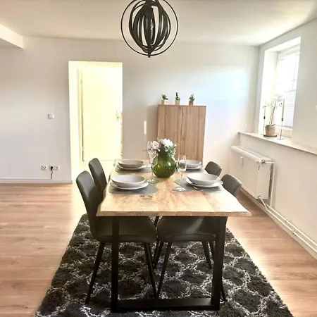 2-zimmer In Magdeburg, Neu & Gemuetlich *