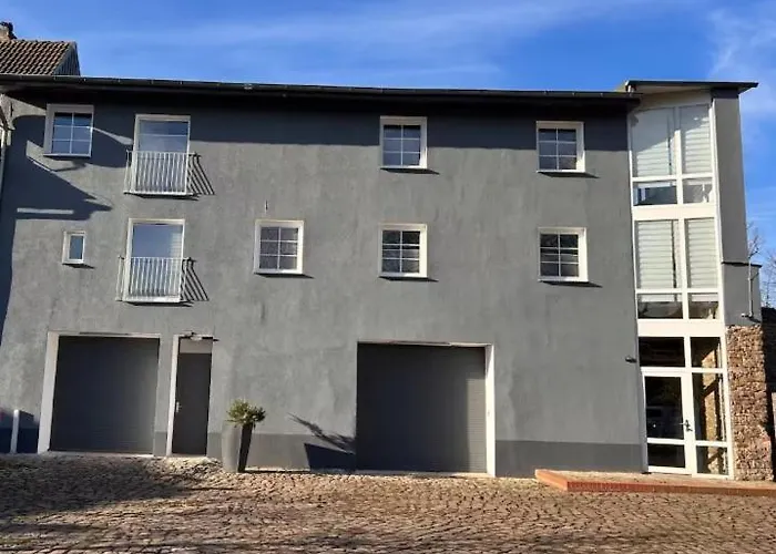 Lägenhet 2-zimmer In Magdeburg, Neu & Gemuetlich